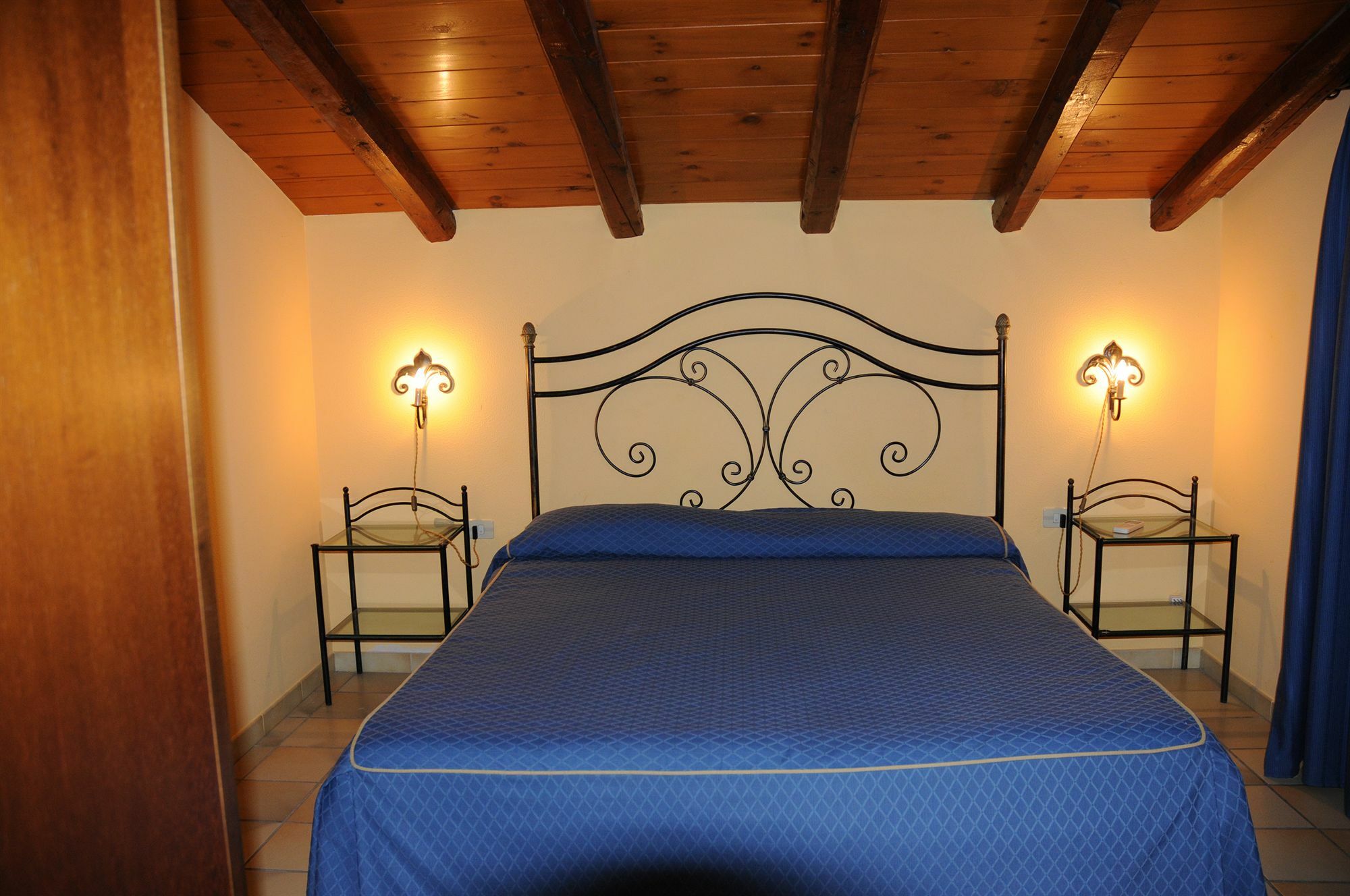 Life Hotels Residence Dei Baroni Сиракузы Экстерьер фото